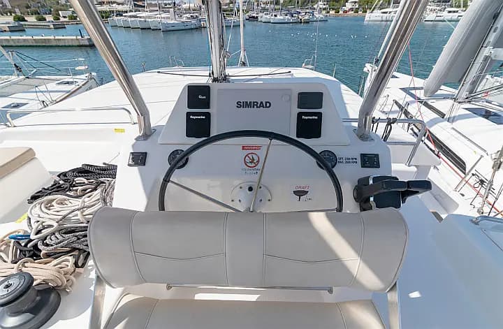 Dufour Catamaran 48 in Kaštel Gomilica / Marina Kaštela - Photo 5