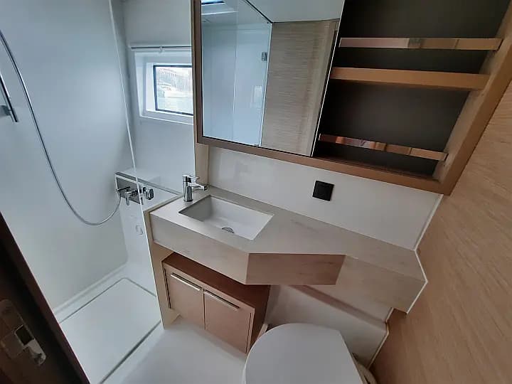 Lagoon 46 in Sicily / Furnari / Marina Portorosa - Photo 5