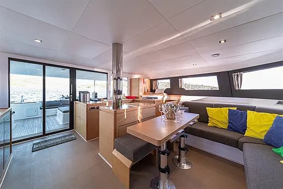 Dufour Catamaran 48 in Primošten / Marina Kremik - Photo 2