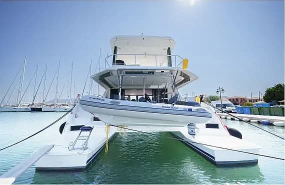 Leopard 43 PC in Lefkada / Port of Lefkas - Photo 1