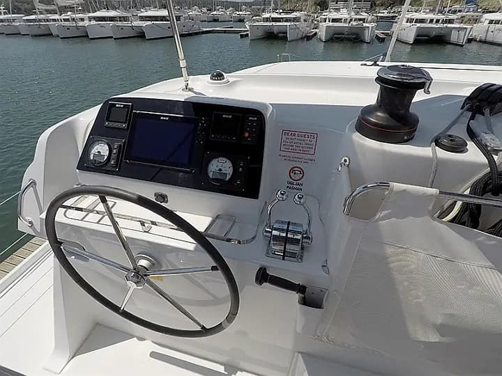 Lagoon 42 in Šibenik / D-Marin Marina Mandalina - Photo 3