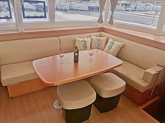 Lagoon 450 in Šibenik / D-Marin Marina Mandalina - Photo 3