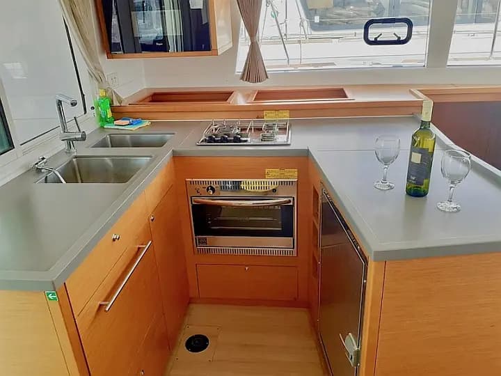 Lagoon 450 in Šibenik / D-Marin Marina Mandalina - Photo 3