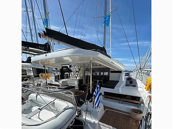 Lagoon 43 in Athens / Alimos Marina - Photo 1