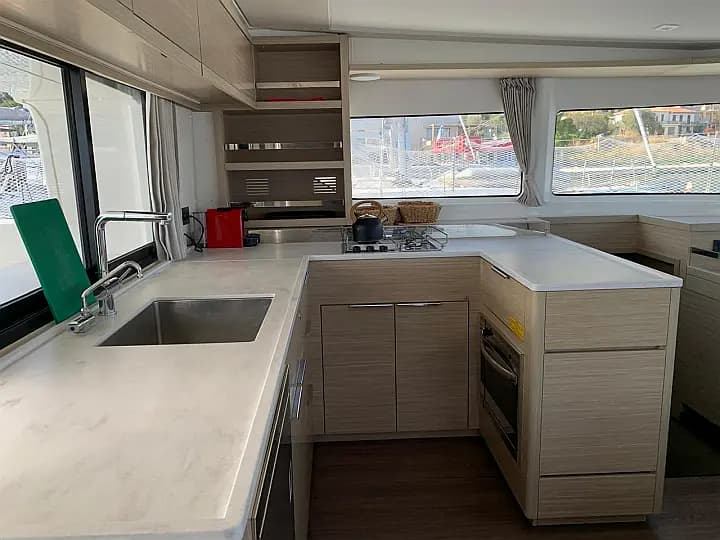 Lagoon 46 in Lefkada / Marina Perigiali - Photo 3