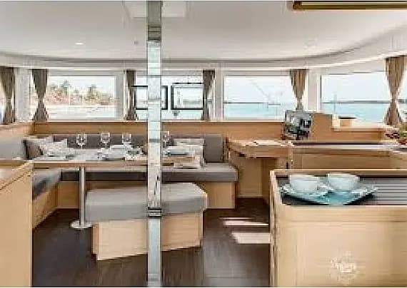 Lagoon 42 in Martinique / Le Marin - Photo 2