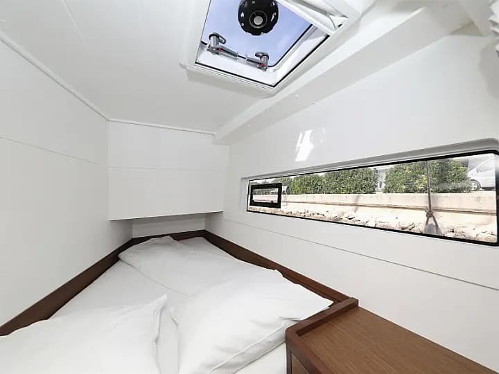 Lagoon 40 in Sukošan / D-Marin Dalmacija Marina - Photo 5