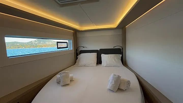 Lagoon 46 in Grimaud / Port Grimaud - Photo 5