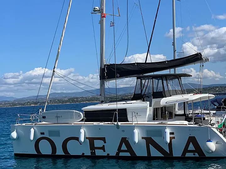 Lagoon 450 Fly in Athens / Alimos Marina - Photo 1