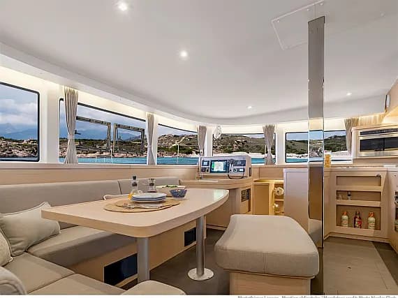 Lagoon 42 in Seget Donji / Marina Baotić - Photo 2