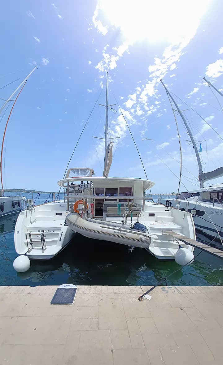 Lagoon 400 S2 in Preveza Main Port - Photo 4