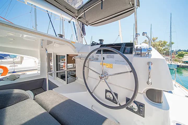 Lagoon 40 in Corfu / Gouvia / D-Marin Marina Gouvia - Photo 4