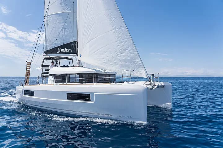 Lagoon 40 in Rhodes New Marina - Photo 2