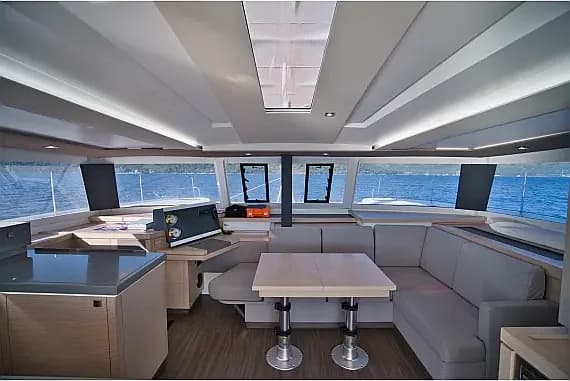 Astréa 42 in Marmaris Yacht Marina - Photo 3