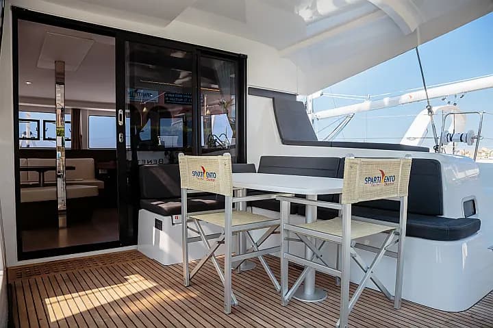 Lagoon 42 in Sicily / Capo d'Orlando Marina - Photo 4