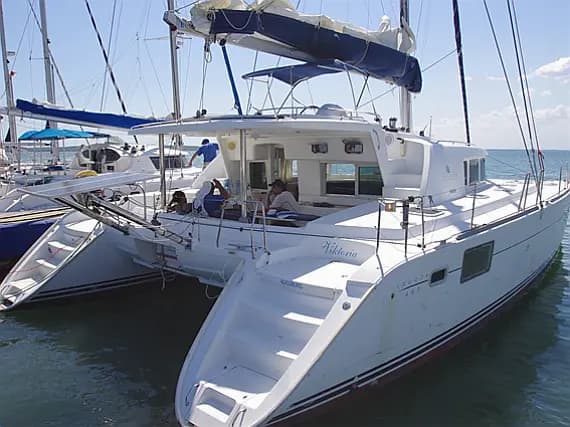Lagoon 440 in Cienfuegos / Marlin Marina Cienfuegos - image 1
