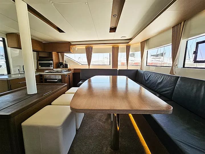 Lagoon 50 in Seget Donji / Marina Baotić - Photo 5