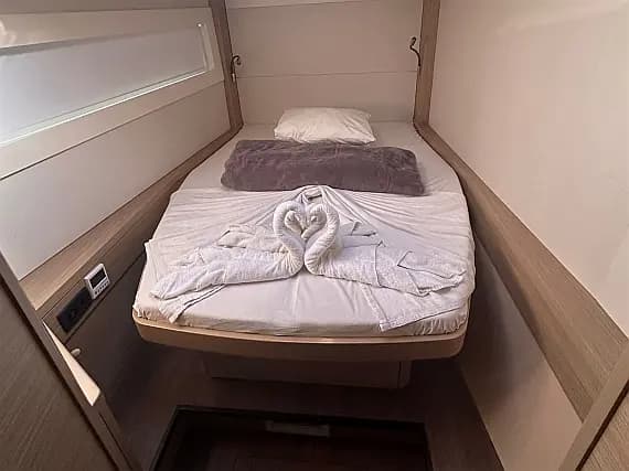 План на палубата на Lagoon 46 in Fethiye / Ece Marina