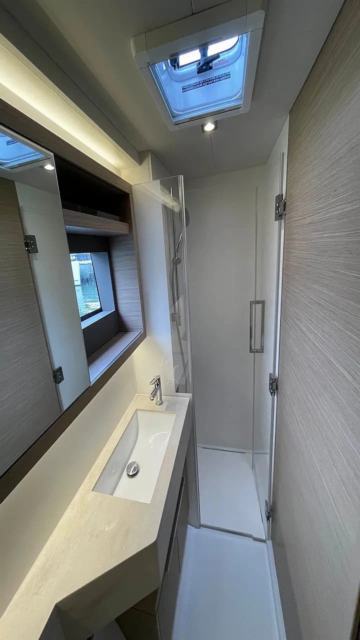 Lagoon 51 in Piraeus / Marina Zeas - Photo 2