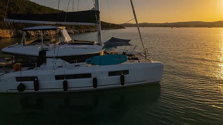 Lagoon 51 in Piraeus / Marina Zeas - Photo 3