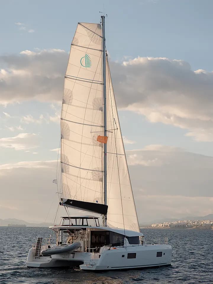 Lagoon 42 in Athens / Alimos Marina - Photo 4