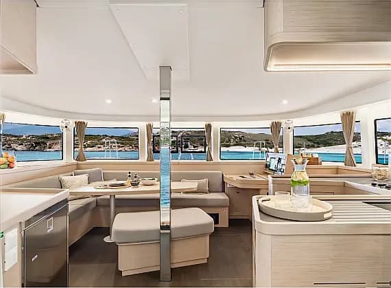 Lagoon 42 in Lefkada / Port of Lefkas - Photo 3