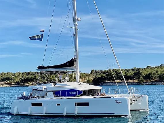 Lagoon 52F in Šibenik / D-Marin Marina Mandalina - Photo 1