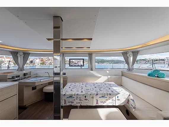 Lagoon 46 in Split / Port of Split / West Harbour - Photo 3