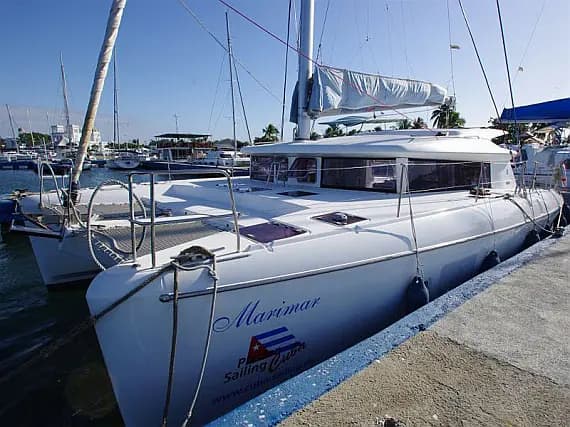 Lagoon 421 in Cienfuegos / Marlin Marina Cienfuegos - Photo 1