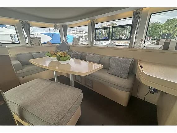 Lagoon 42 in Papeete, Tahiti / Papeete - Photo 2