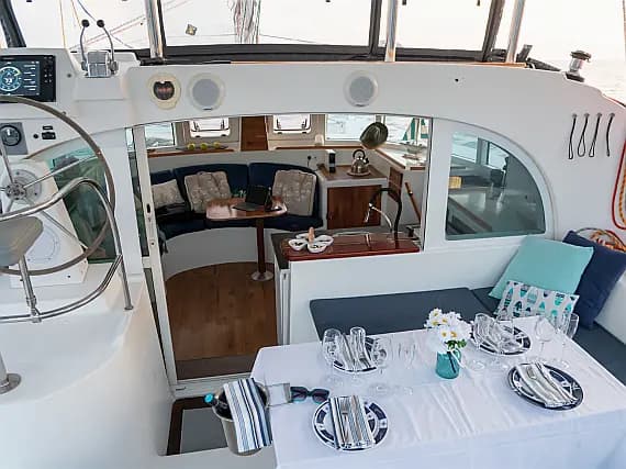 Lagoon 380 S2 in Ibiza / Marina Port Ibiza - Photo 2