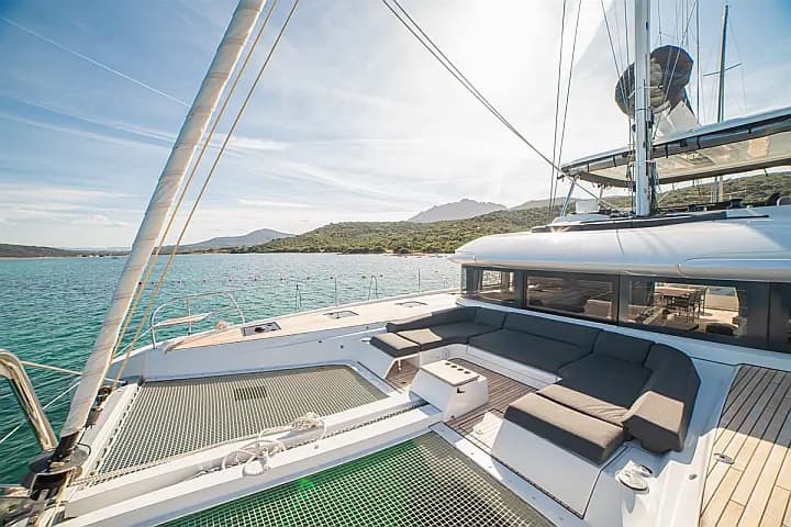 Lagoon 55 in Sardinia / Portisco / Cala dei Sardi - Photo 5