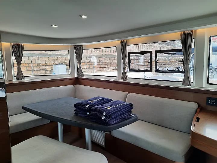 Lagoon 42 in Sicily / Furnari / Marina Portorosa - Photo 3
