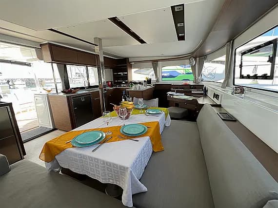 Lagoon 46 in Athens / Alimos Marina - Photo 3
