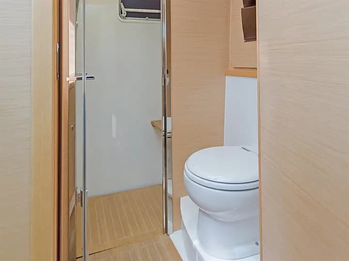 Lagoon 560 in Marina Agana - Photo 5