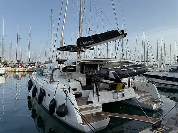 Lagoon 42 in Athens / Alimos Marina - Photo 1