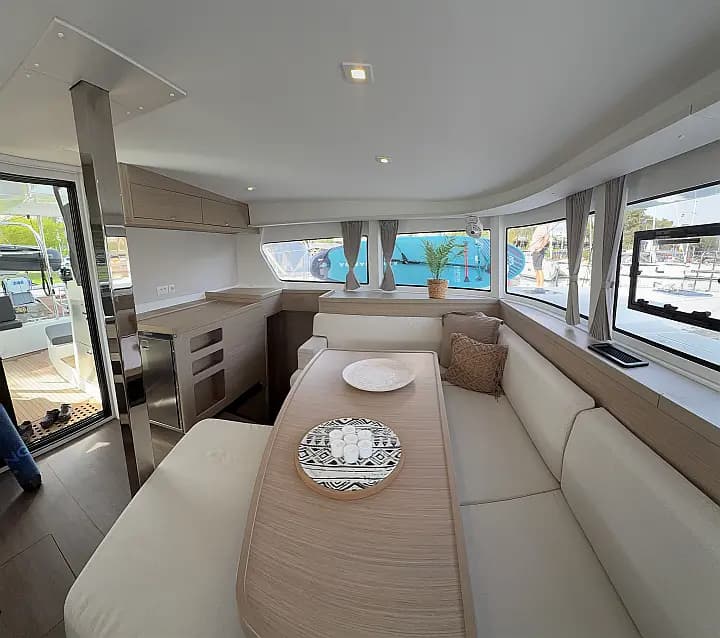 Lagoon 42 in Athens / Alimos Marina - Photo 5