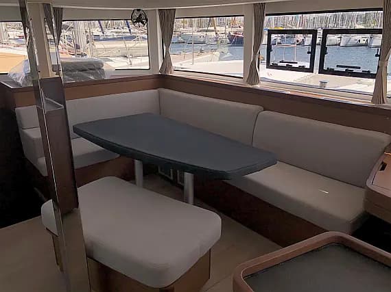 Lagoon 42 in Athens / Alimos Marina - Photo 2