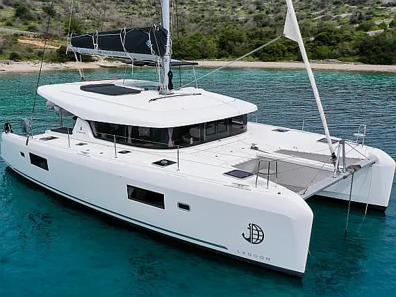 Lagoon 42 in Seget Donji / Marina Baotić - Photo 1