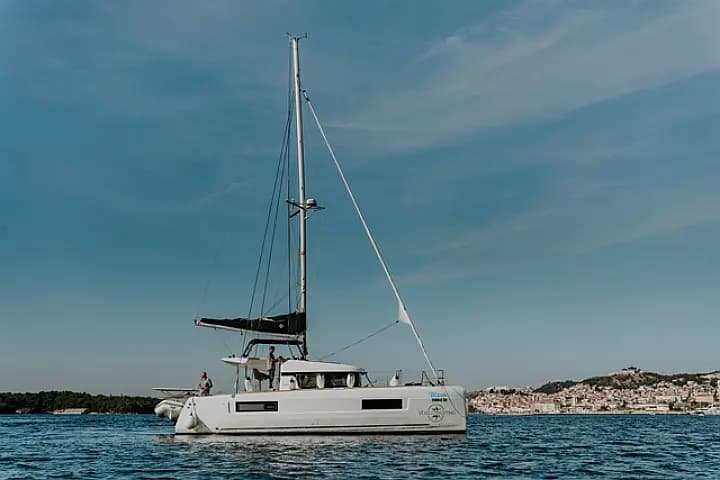 Lagoon 40 in Šibenik / D-Marin Marina Mandalina - Photo 4
