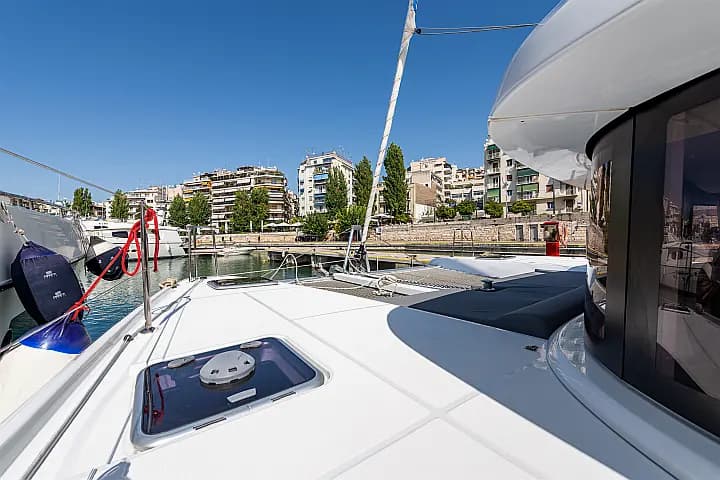 Lagoon 42 in Lefkada / Port of Lefkas - Photo 4