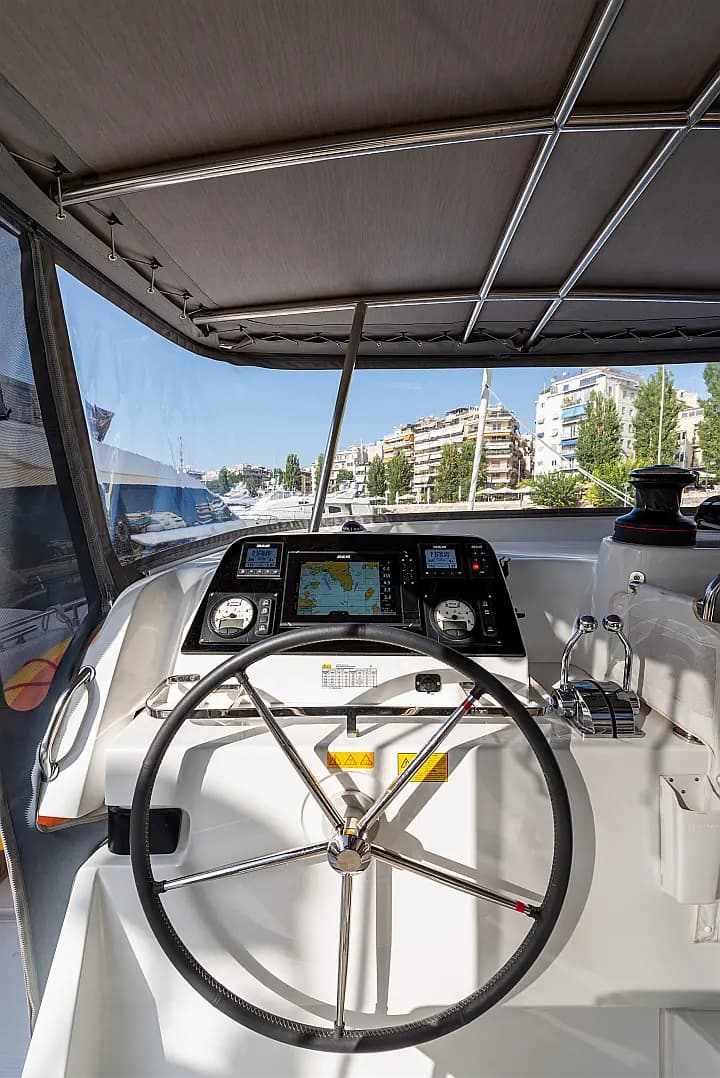 Lagoon 42 in Lefkada / Port of Lefkas - Photo 5