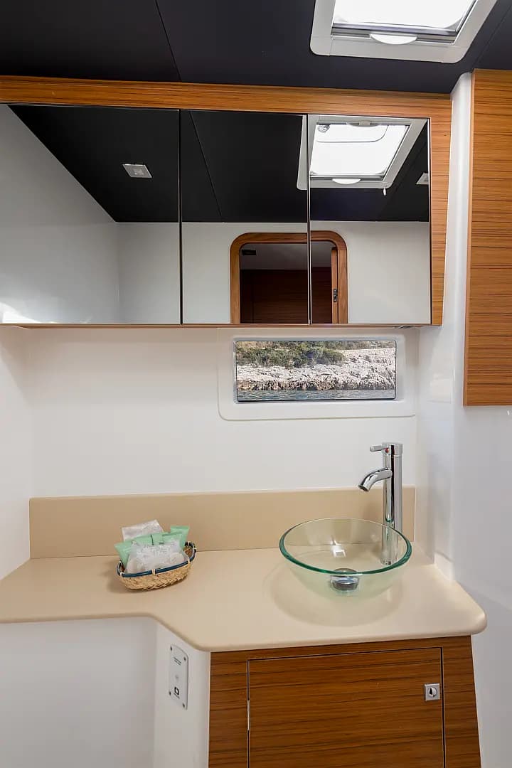 Dufour Catamaran 48 in Primošten / Marina Kremik - Photo 5