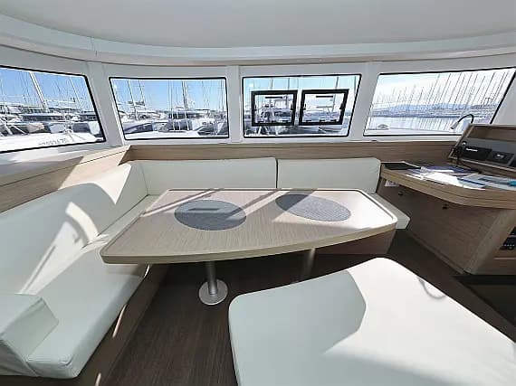 Lagoon 42 in Sukošan / D-Marin Dalmacija Marina - Photo 2