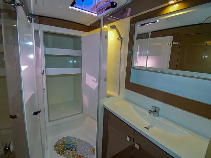 Lucia 40 in Marmaris Yacht Marina - Photo 3