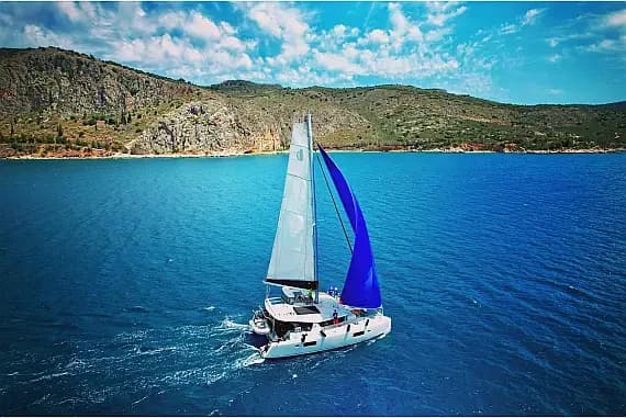 Lagoon 42 in Athens / Alimos Marina - Photo 1