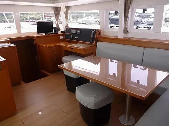 Lagoon 450 in Martinique / Le Marin - Photo 2