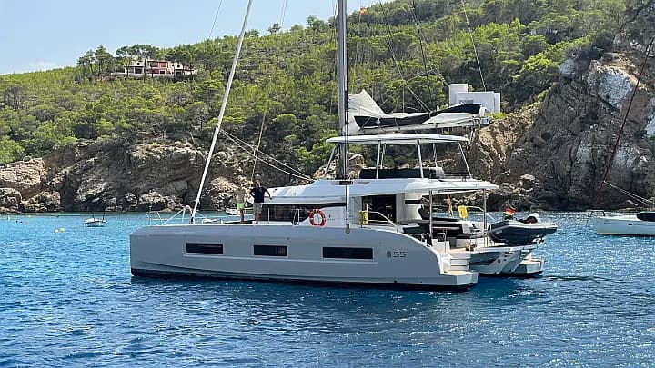 Lagoon 55 in Kaštel Gomilica / Marina Kaštela - Photo 5