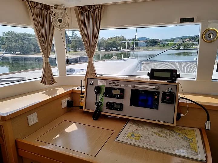 Lagoon 450 Sport in Zanzibar / Azam Marina - Photo 5