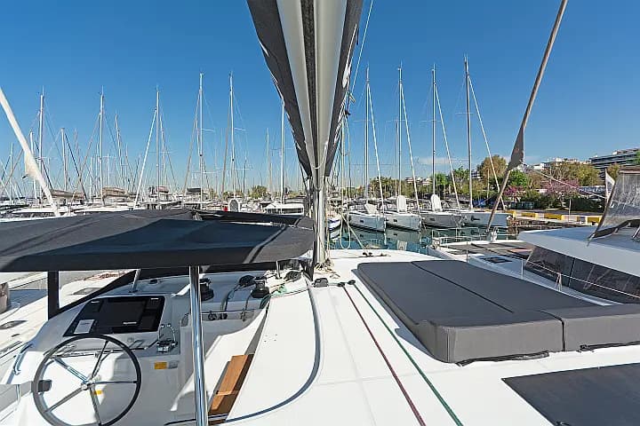 Lagoon 42 in Volos / Port of Volos - Photo 5
